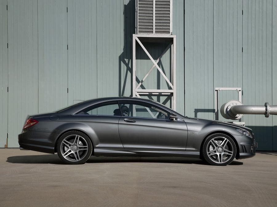  Mercedes-Benz CL65 AMG 2007 года  (UK) (фото 24 из 27)
